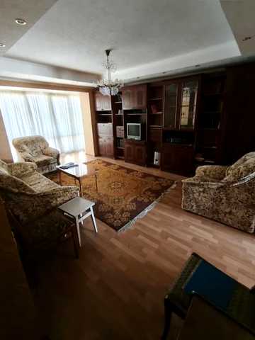 Лесі Українки бульв., 20/22