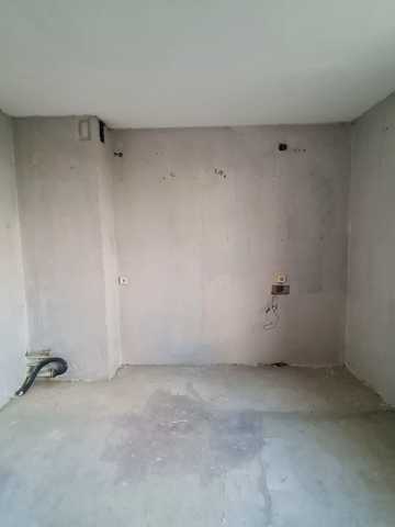 Дарницький бульв., 8