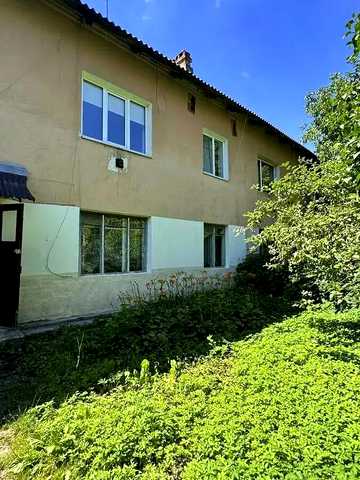 Карпатської Січі вул., 6
