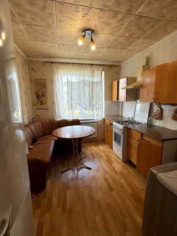 Березинська вул., 28