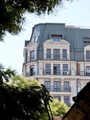 Велика Арнаутська вул., 39