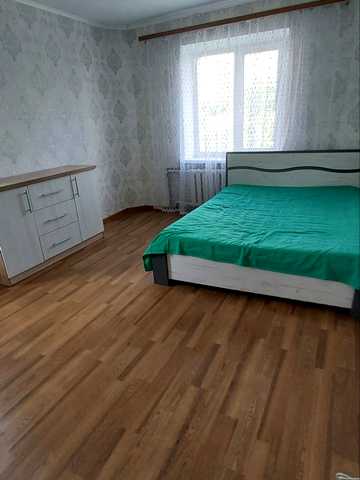 Зарічанська вул., 32
