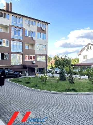 Інститутська вул., 53