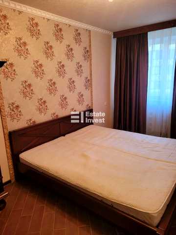Кричевського вул., 32