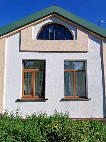 Центраьна 1