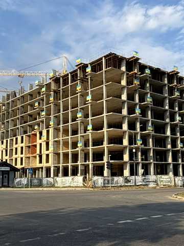 Енергетиків вул., 4