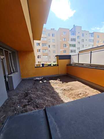 Кругла вул., 15