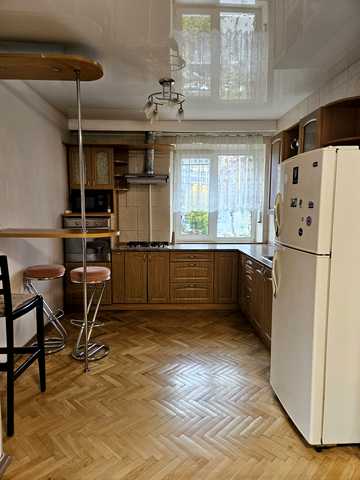 Генерала Алмазова вул. (Кутузова), 14