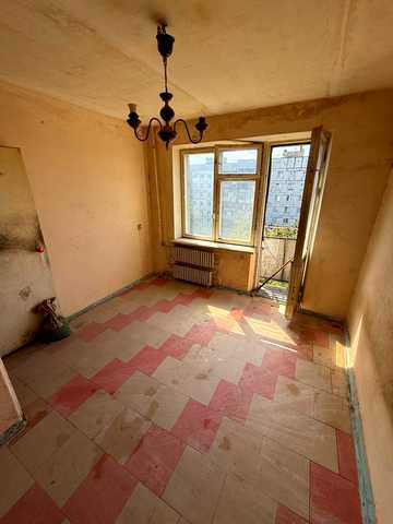 Червоний камінь вул., 8