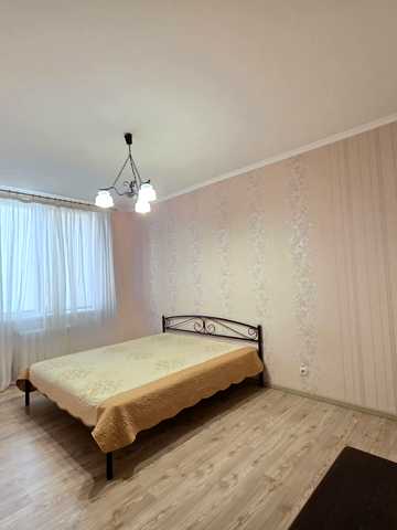 Урлівська вул., 36