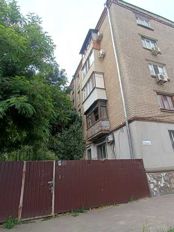 Михайла Грушевського вул. (Карла Лібкнехта), 87