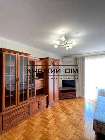 Драгоманова вул., 44-А