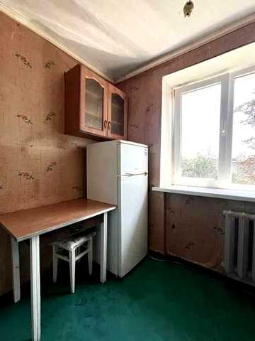 Тролейбусна вул. (Степана Халтуріна), 6