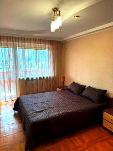 Повітряних Сил просп. (Повітрофлотський), 36