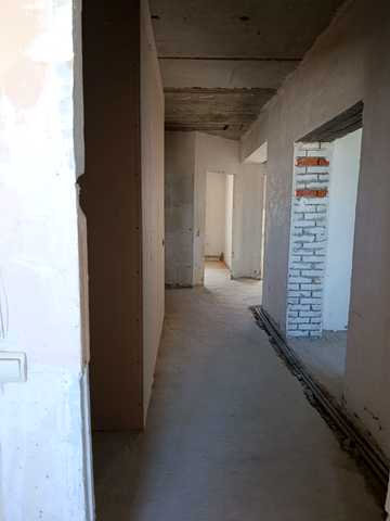 Тролейбусна вул., 30