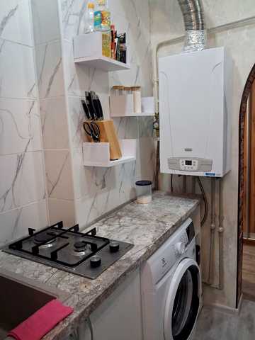 Болгарська вул., 49