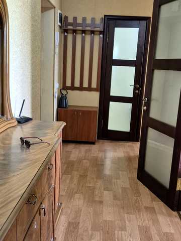 Захисників України вул. (1-го Травня), 8а