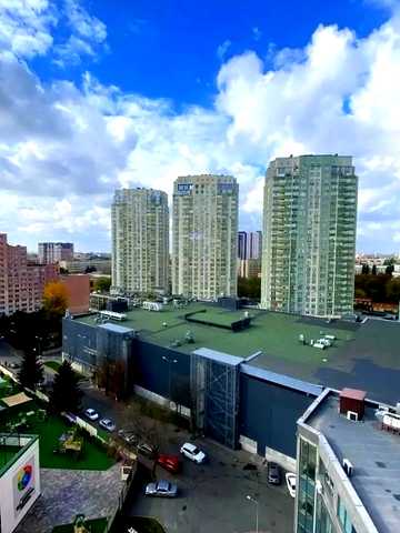 Валерія Лобановського просп. (Червонозоряний), 4-Г