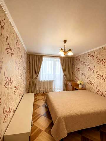 23 Серпня вул., 8