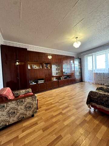Металургів просп., 76а
