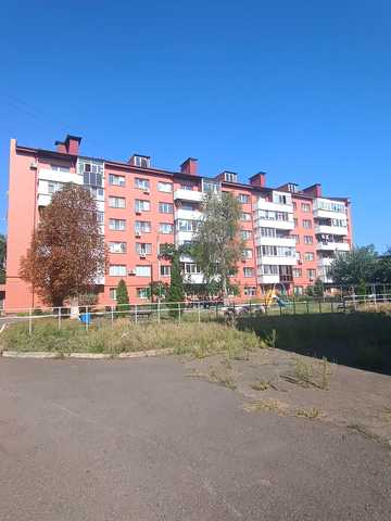 Перлинна вул., 8б