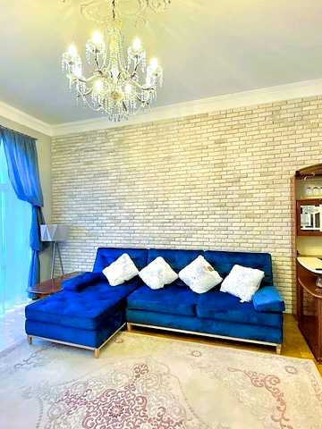 Михайла Коцюбинського вул., 5