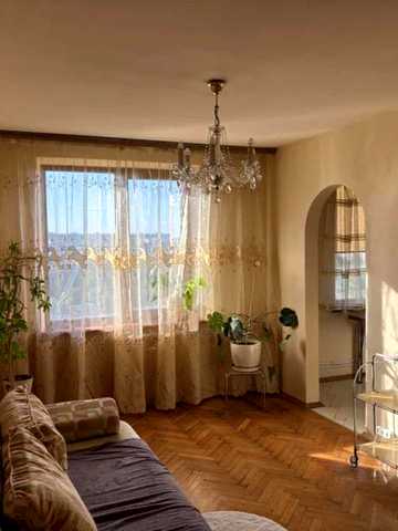 Дмитра Коцюбайла вул. (Державінська), 2б