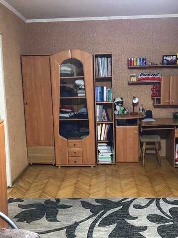 Гарматна вул., 42