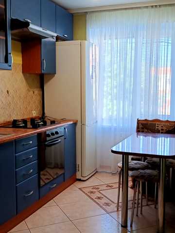 Миру просп., 72
