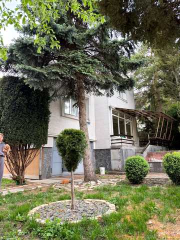 Нагірний пров., 4