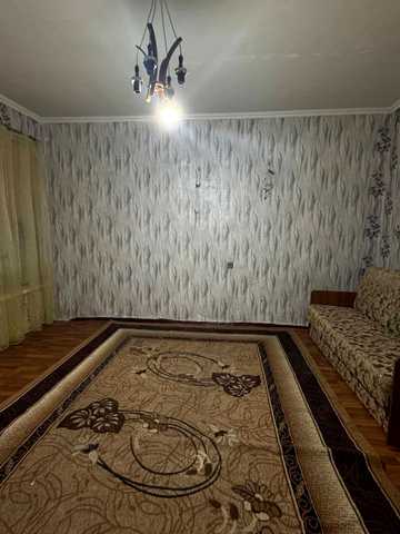 Садовий пров., 7