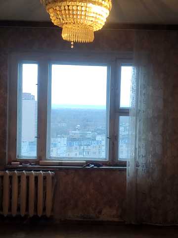 Каштанова вул., 4