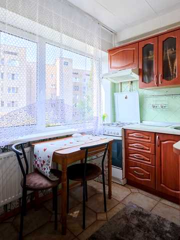 Кирилівська вул. (Фрунзе), 117
