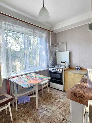 Воскресенський просп. (Перова), 18-Б