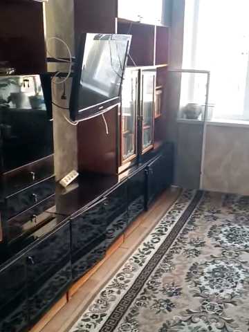 Володимира Антоновича вул. (Свердлова), 8