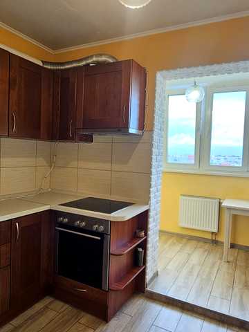 Юлії Здановської вул. (Ломоносова), 81-Б