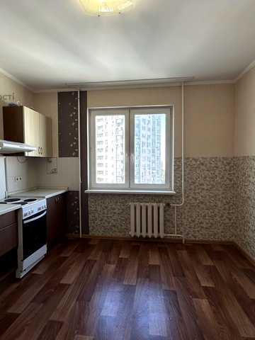 Миколи Лаврухіна вул., 16