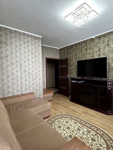 Лесі Українки вул., 21