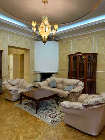 Соломії Крушельницької вул., 3
