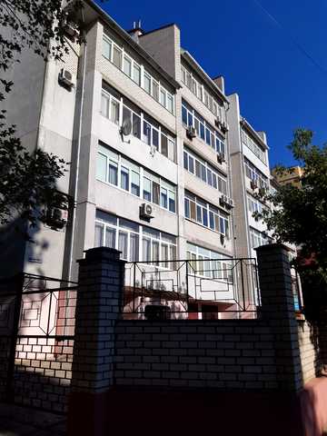 Шосейна вул. (Фрунзе), 68