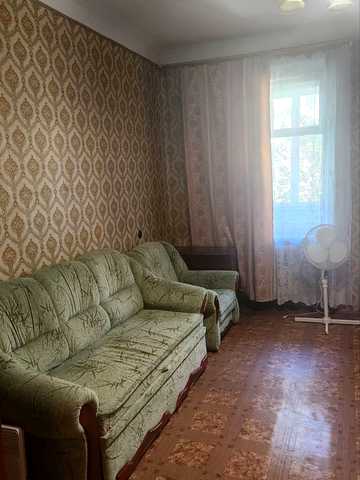 Шевченка просп., 11