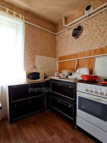 Ювілейна, 97