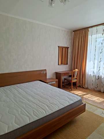 Бориспільська вул., 26-В
