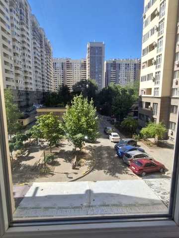 Віталія Нестеренка вул. (Академіка Воробйова), 1б