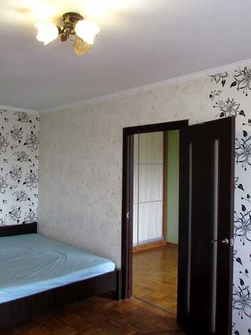 Івана Микитенка вул., 3