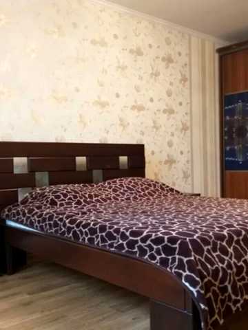 Паркова вул., 45
