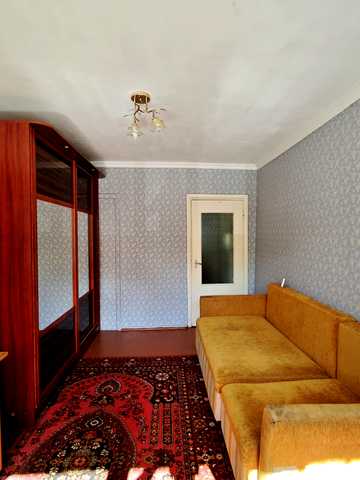 Потебні вул., 50