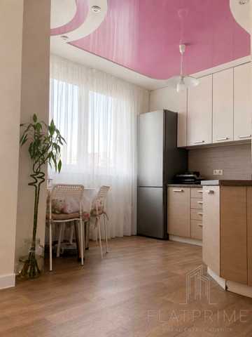 Соломії Крушельницької вул., 15-Б