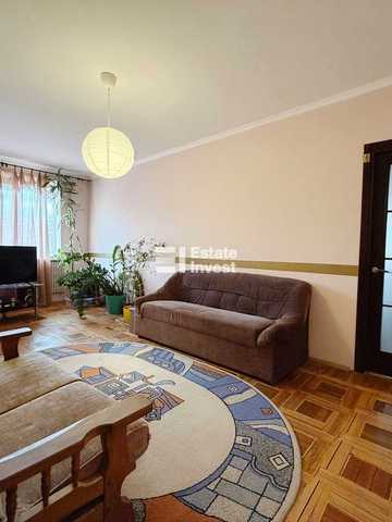 Гвардійців-Широнінців вул., 52