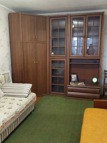 Драгоманова вул., 31